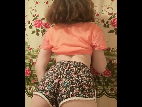 ❤️ Babe żagħżugħa sexy tqaxxir ix-xorts tagħha fuq il-kamera ☑ Vidjo porn lilna mt.villagesexvideos.ru ﹏
