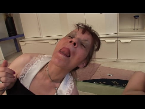 ❤️ Żewġ nanniet u nannu wieħed għandhom threesome ☑ Vidjo porn lilna mt.villagesexvideos.ru ﹏