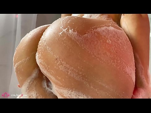 ❤️ Brunette Masturbates Pussy b'vibratur għal orga intens fid-doċċa ☑ Vidjo porn lilna mt.villagesexvideos.ru ﹏