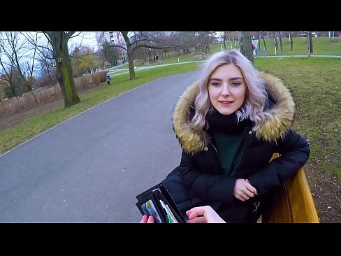 ❤️ Tibla kum sħun ta' barrani għall-flus - blowjob fil-park minn Eva Elfie ☑ Vidjo porn lilna mt.villagesexvideos.ru ﹏